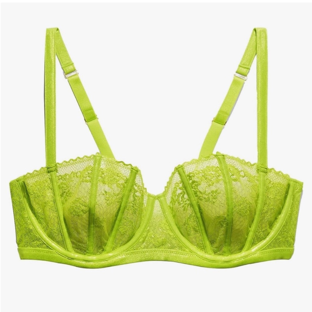 NWT Fenty X Savage Green Bra 32C